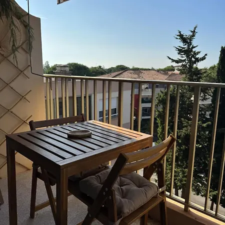 Διαμέρισμα Proche De La Mer, Piscine, Climatisation Et Wifi