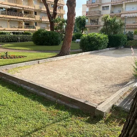 Proche De La Mer, Piscine, Climatisation Et Wifi
