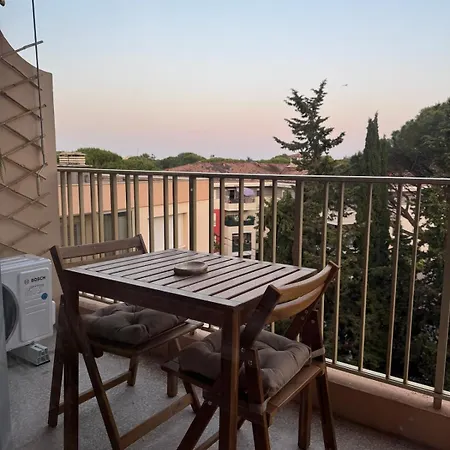 Proche De La Mer, Piscine, Climatisation Et Wifi *